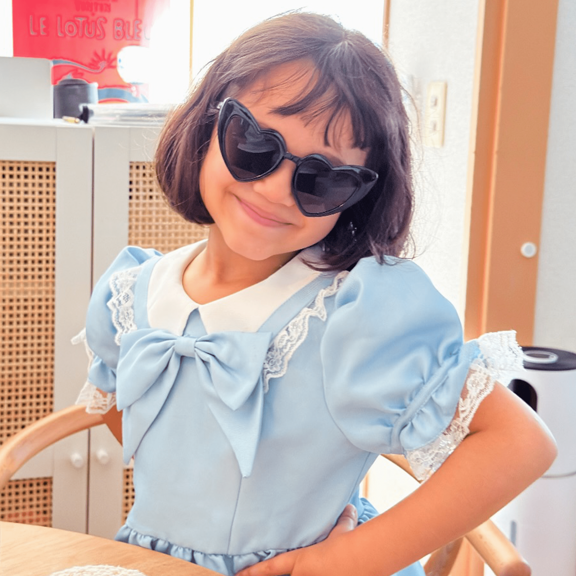 LITTLEHEART - Kids Girls Small Heart Shaped Sunglasses Black Smoke